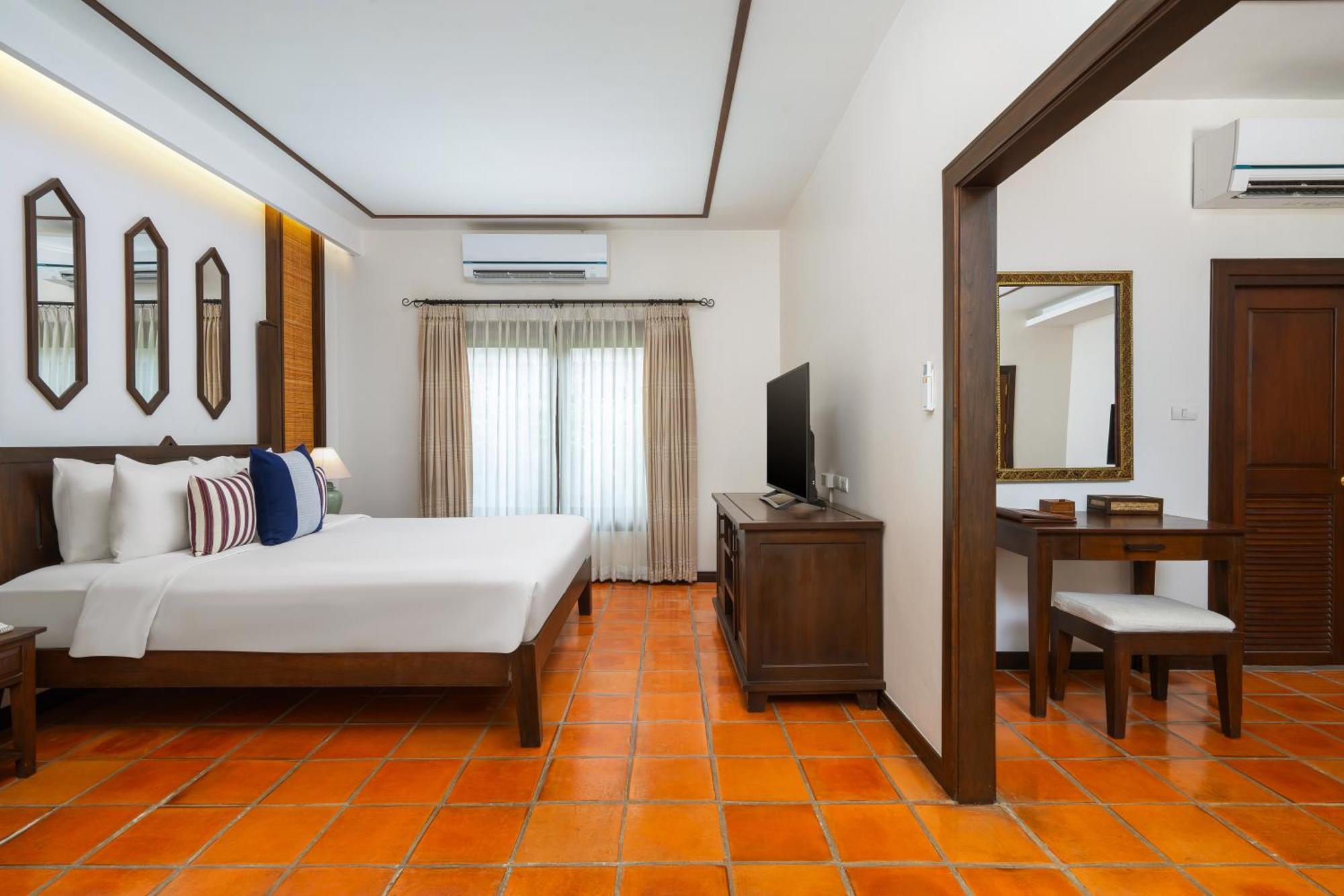 Grand Deluxe Room