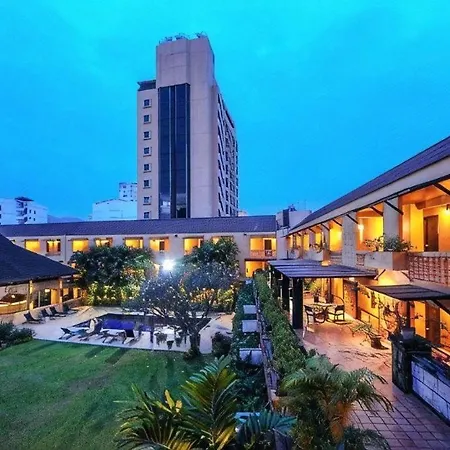 Holiday Garden Hotel-2